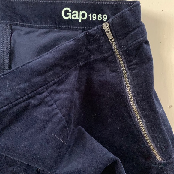 Gap Women’s Velvet skinny pant- 33 - Picture 3 of 4